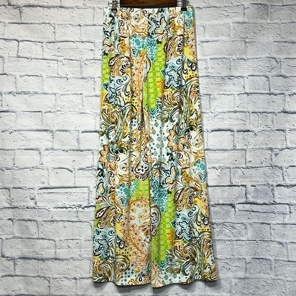 Chico’s Petite Yogi Print Palazzo Pants - Picture 6 of 6